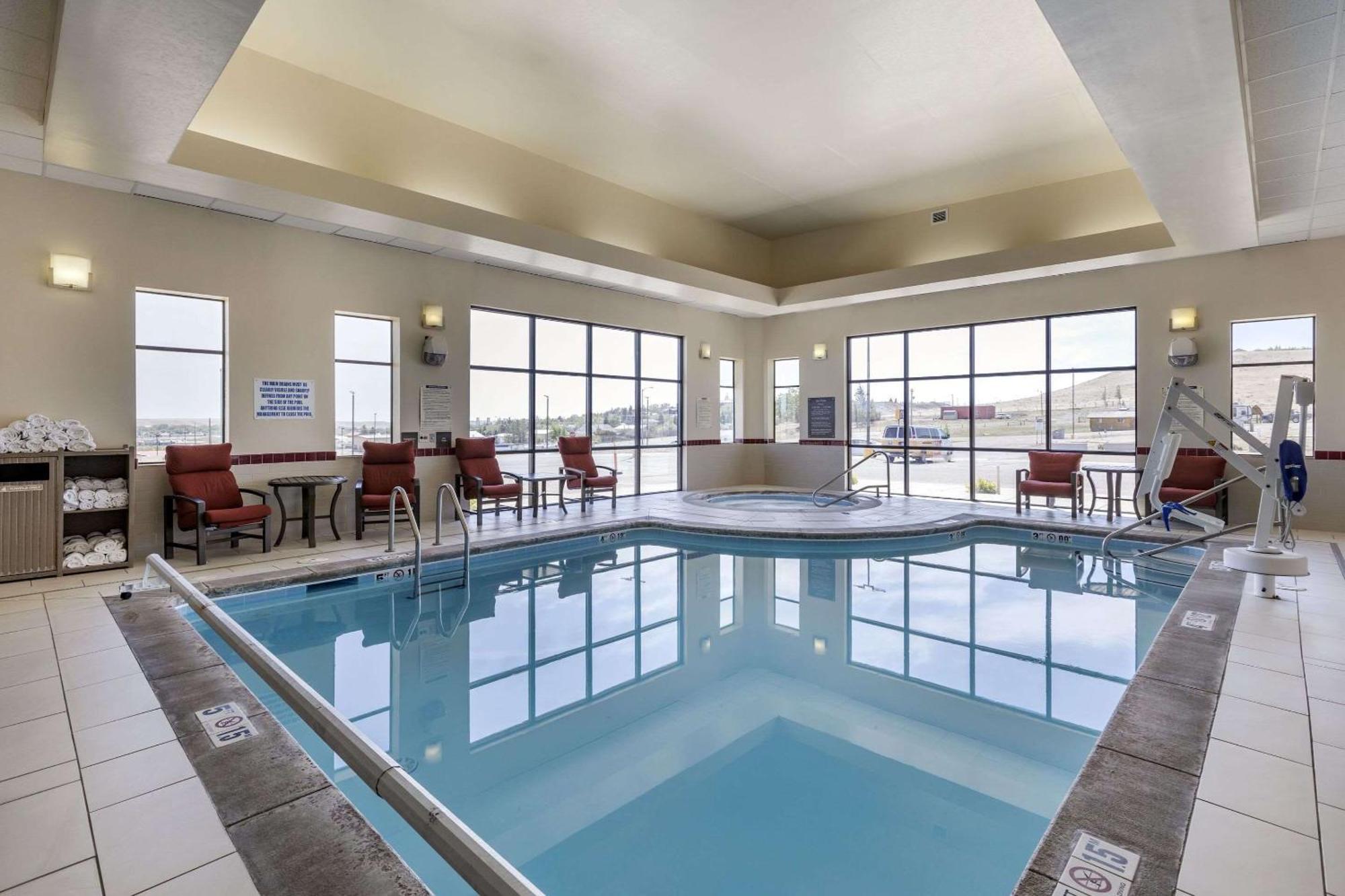 Comfort Suites Helena Airport Eksteriør billede