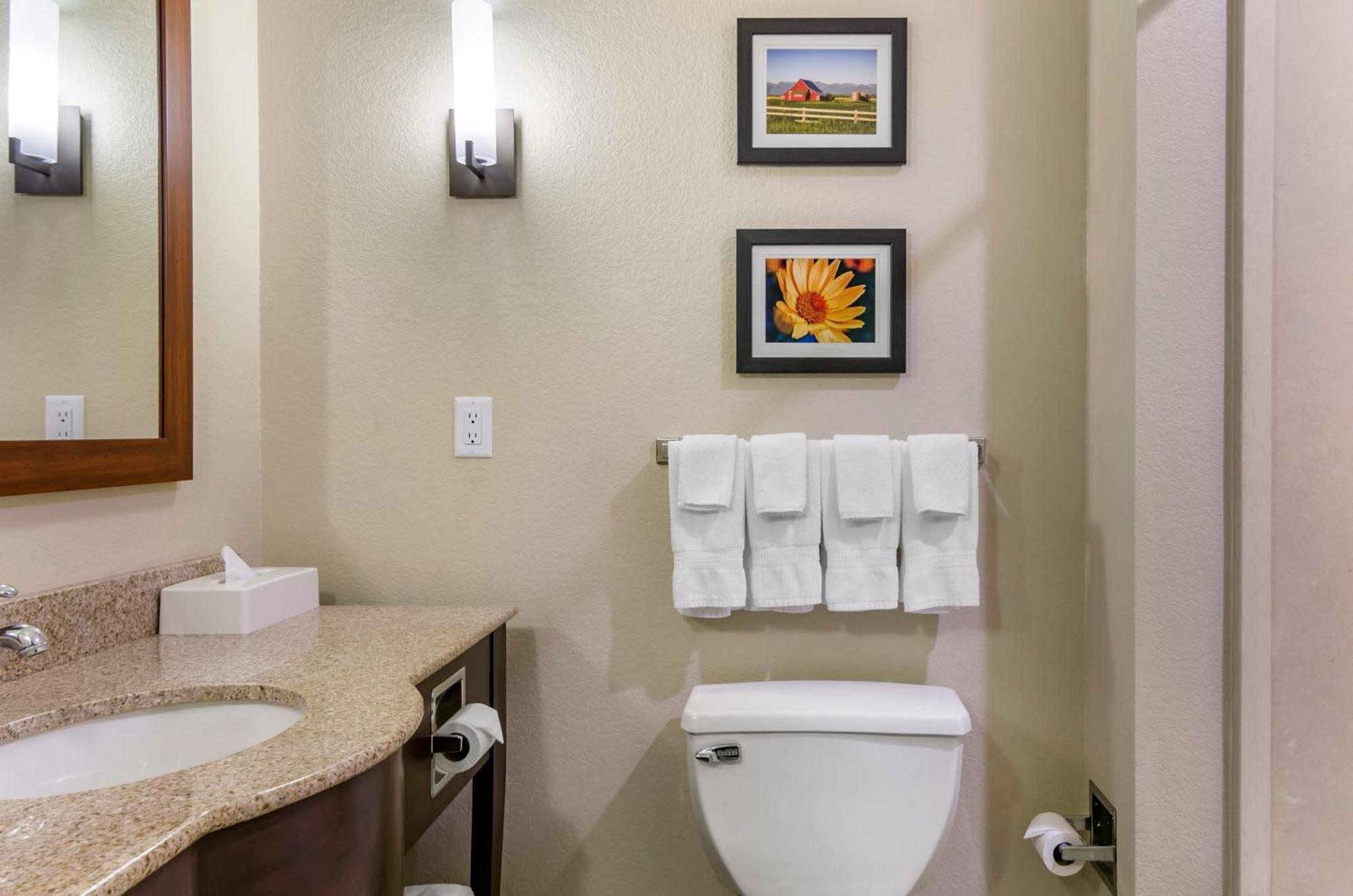 Comfort Suites Helena Airport Eksteriør billede