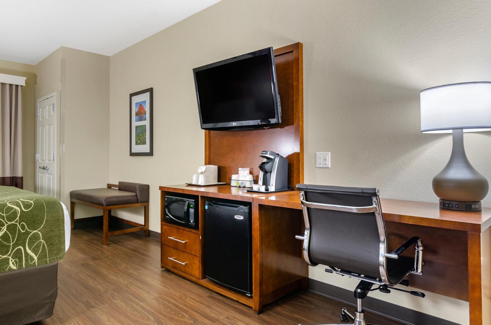 Comfort Suites Helena Airport Eksteriør billede